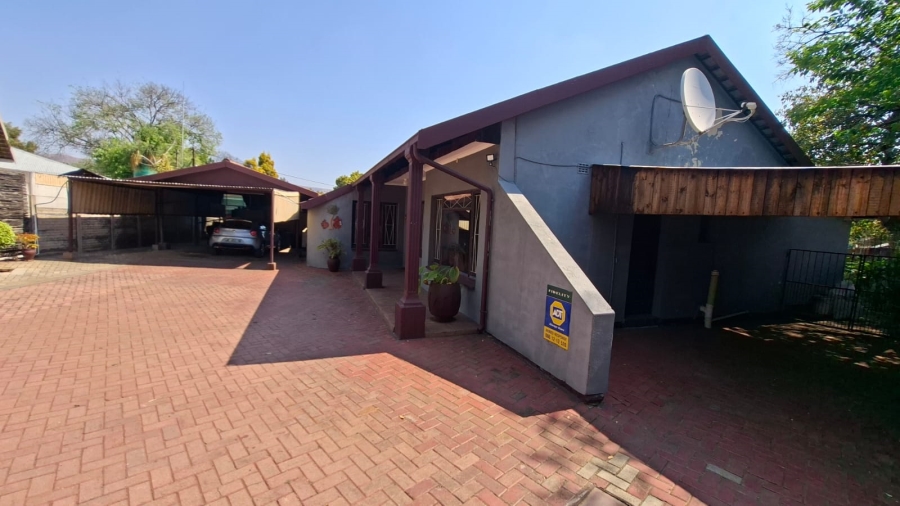 4 Bedroom Property for Sale in Bodorp North West